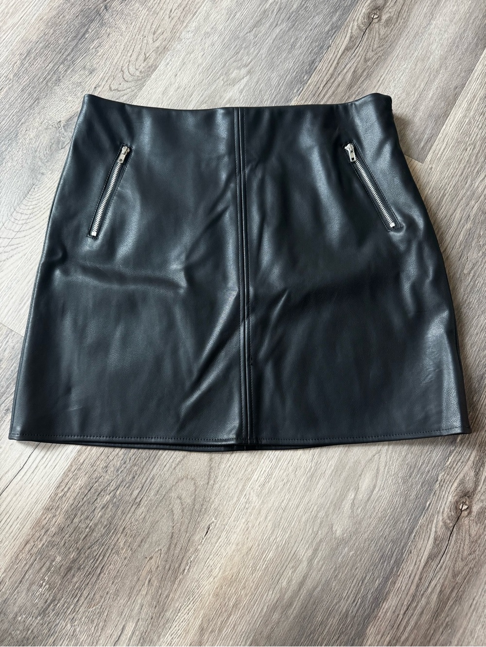 Forever 21 Black Faux Leather Mini Skirt with Silver Zipper Accents